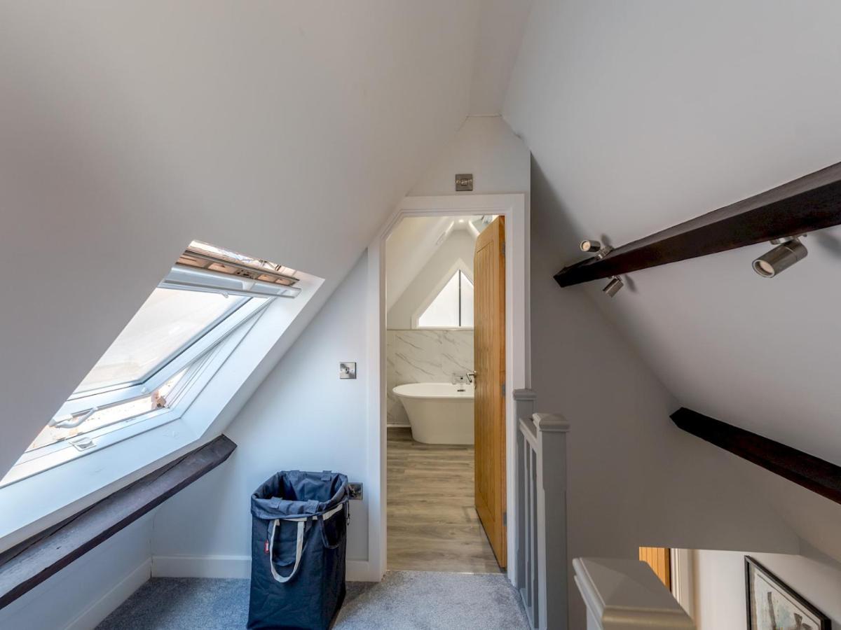 Pass The Keys Dahlia Contemporary Town Centre Apartment Shrewsbury Eksteriør bilde