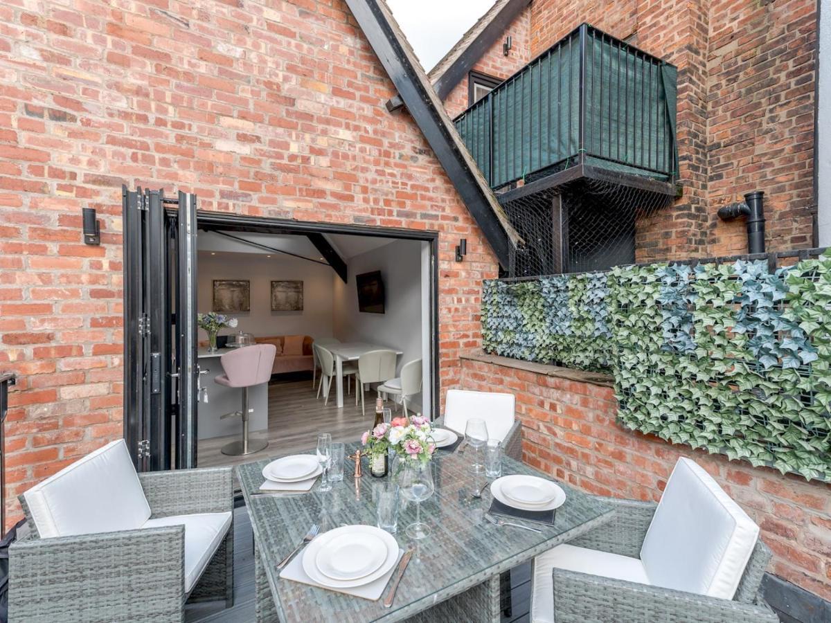 Pass The Keys Dahlia Contemporary Town Centre Apartment Shrewsbury Eksteriør bilde