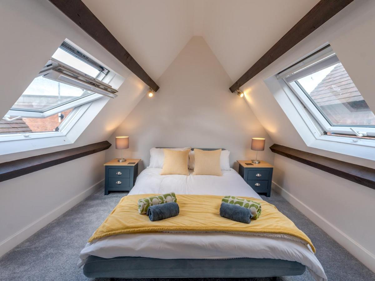 Pass The Keys Dahlia Contemporary Town Centre Apartment Shrewsbury Eksteriør bilde